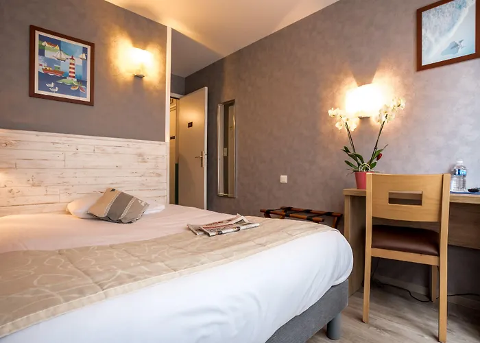 Brit Hotel Des Halles