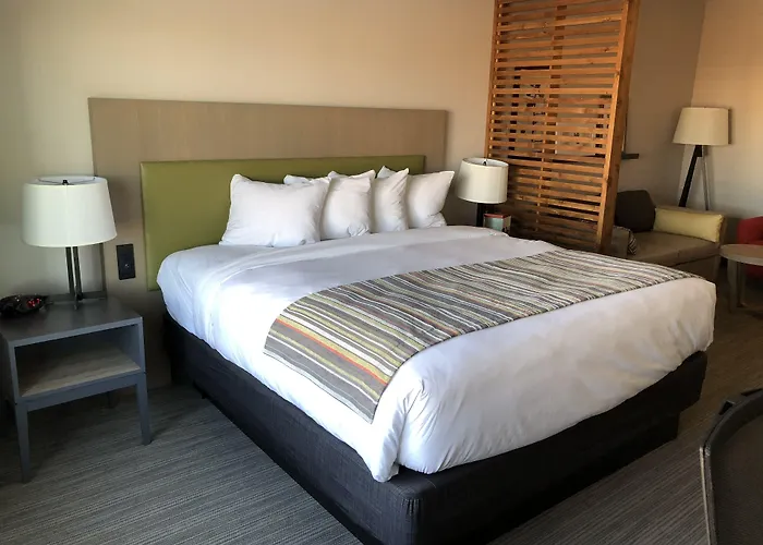 Fairfield By Marriott Inn & Suites Page