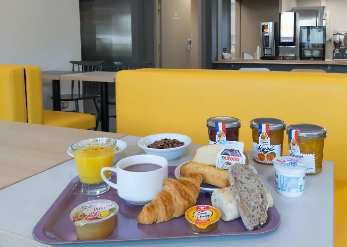 B&B Hotel Marseille La Valentine St Menet