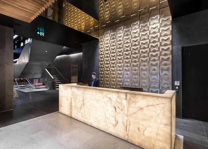 The Melbourne Hotel