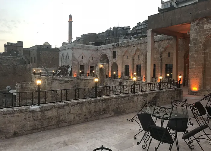 Kasr-I Abbas Hotel