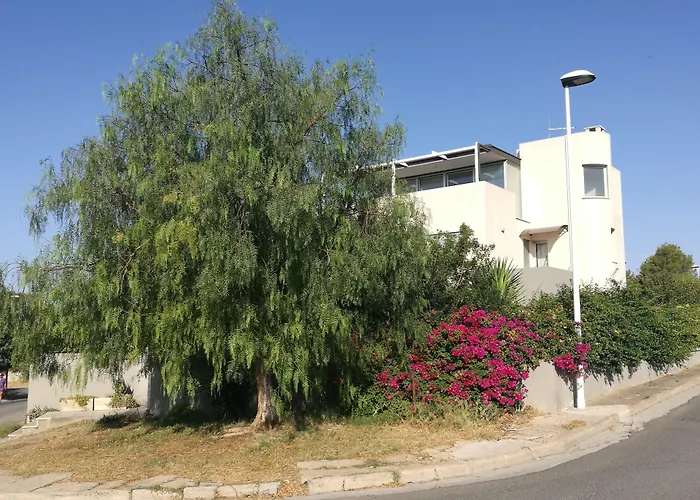 Bed and Breakfast Art House Quartu - Margine Rosso Quartu SantʼElena