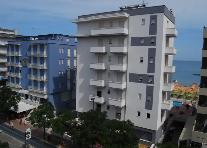 Hotel Embassy