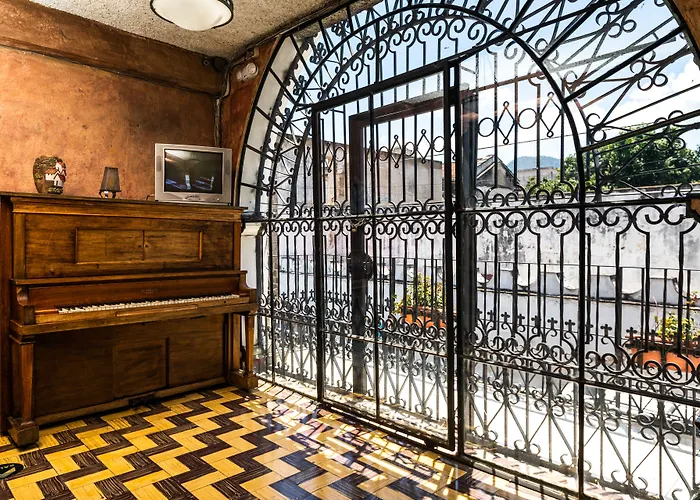 Hotel La Sin Ventura