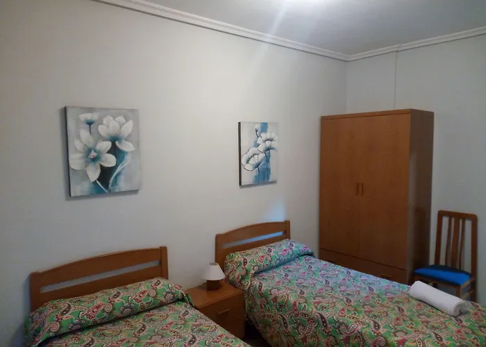 Pension Cinco Villas