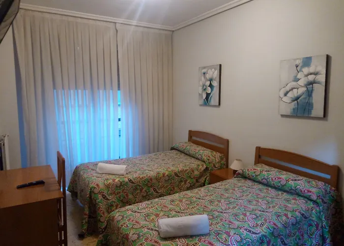 Pension Cinco Villas