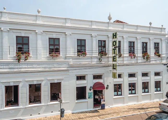 Central Palace Hotel Castro