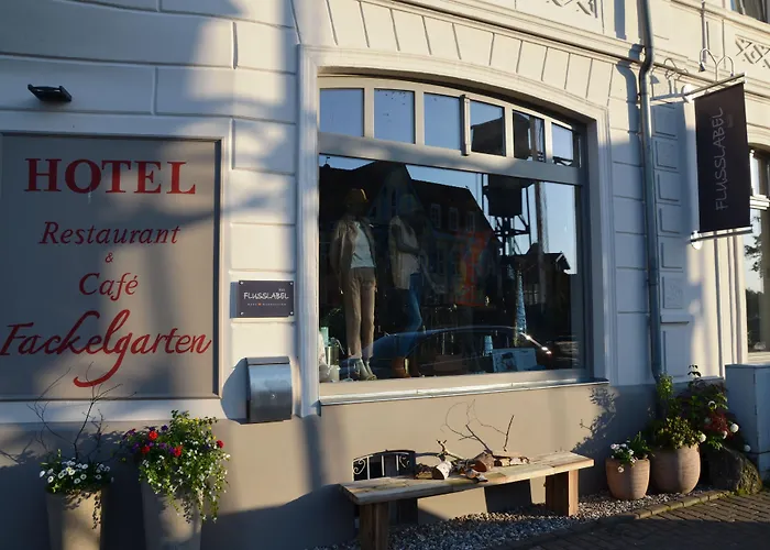Hotel & Restaurant Fackelgarten Plau Am See