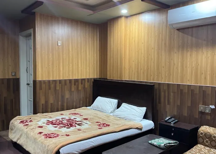 Saman Hotel