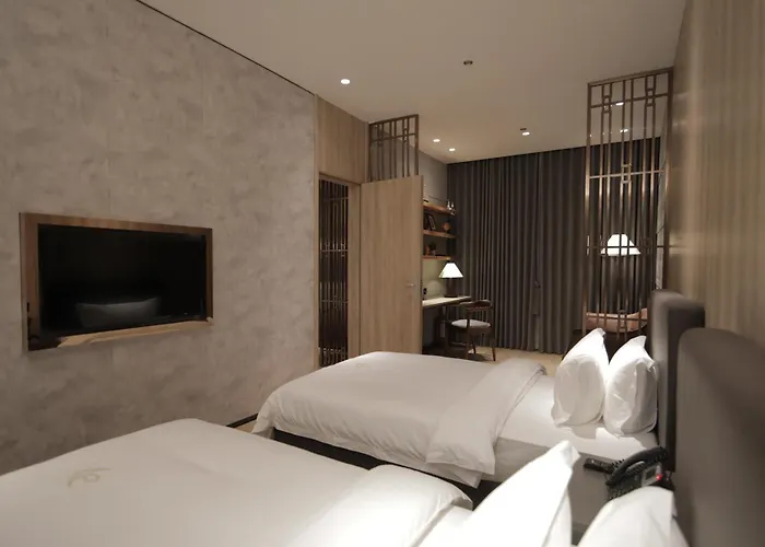 Lotus Blu Hotel Naga