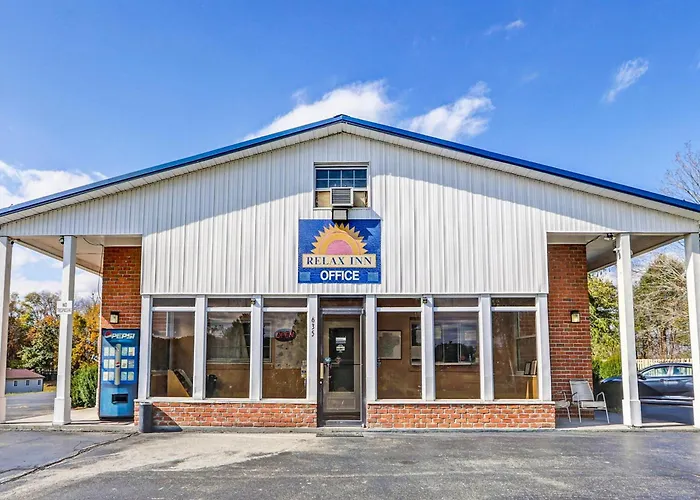 Hotel O Relax Inn Lewisburg Near I-64