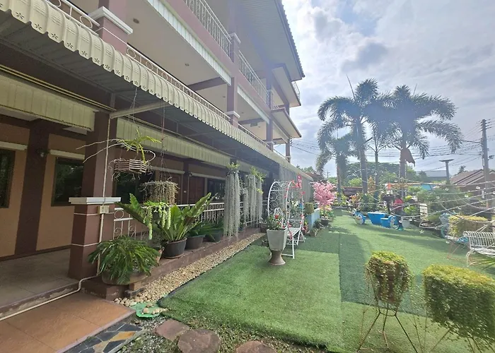 Phaiboon Hotel & Resort