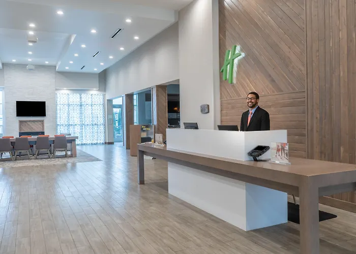 Holiday Inn & Suites Memphis Southeast-Germantown By Ihg