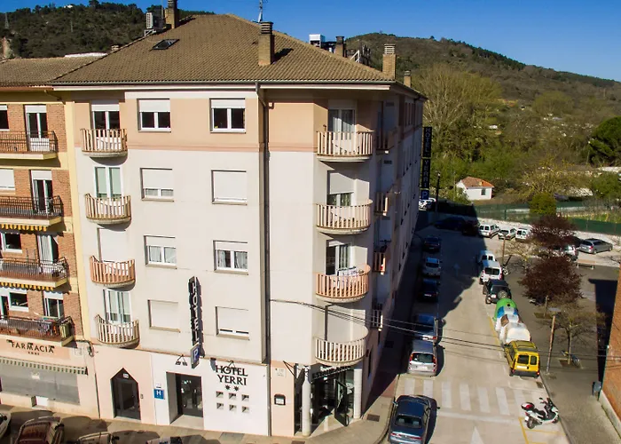 Hotel Yerri