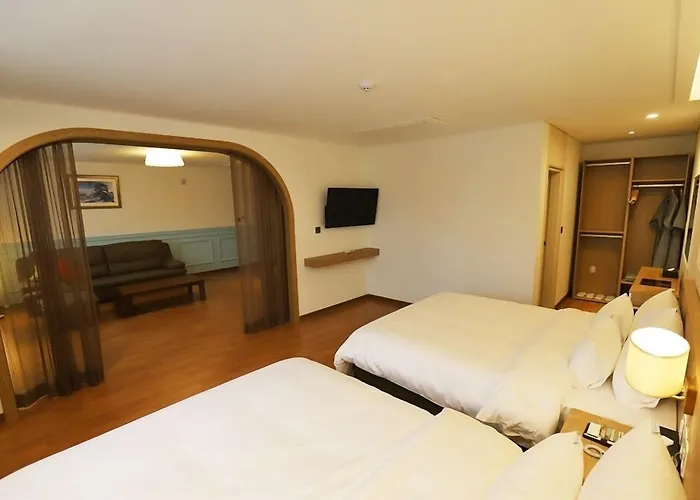 Hotel The Maru