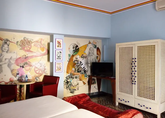 Hotel Utopia