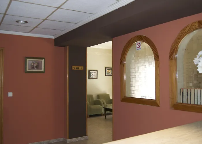 Hostal Rey Teodomiro Oriola 