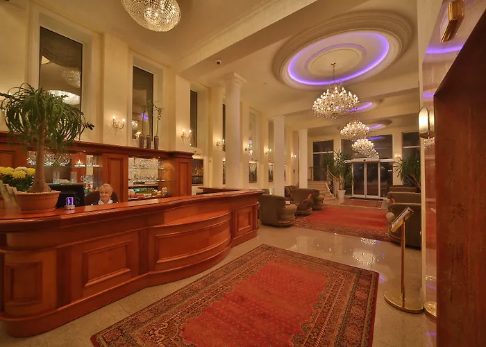 Hotel Polaris