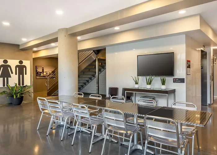 Best Western Premier Springfield Plaza District Hotel