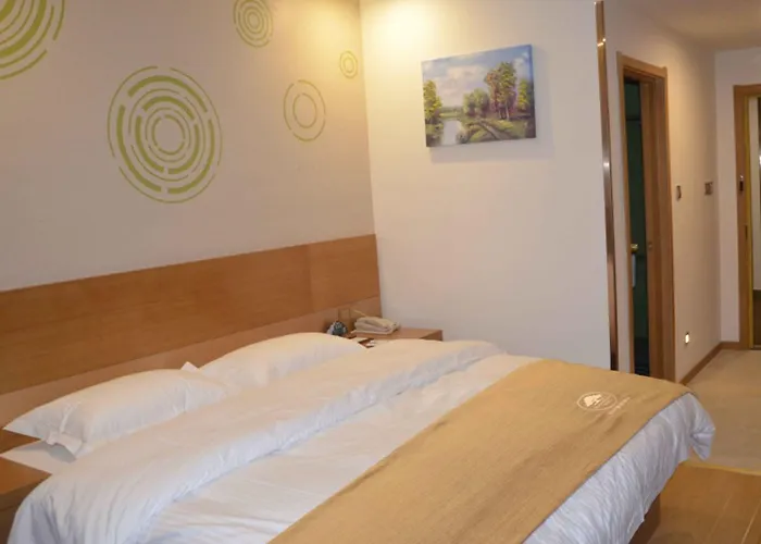 Greentree Inn Anqing Wangjiang County Lantian Road Yiheyuan Express Hotel
