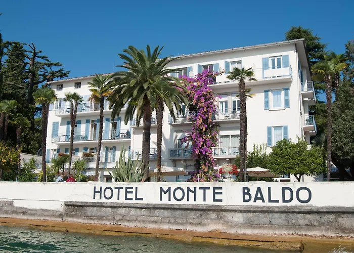 Hotel Monte Baldo E Villa Acquarone