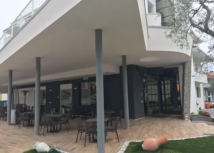 Athos Hotel Riva del Garda