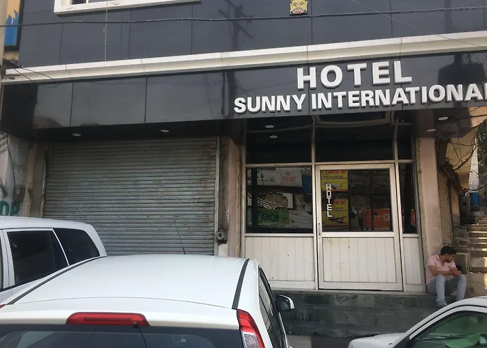 Hotel Sunny International