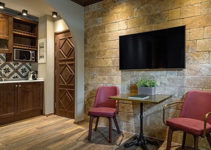 Estia Boutique Apartments
