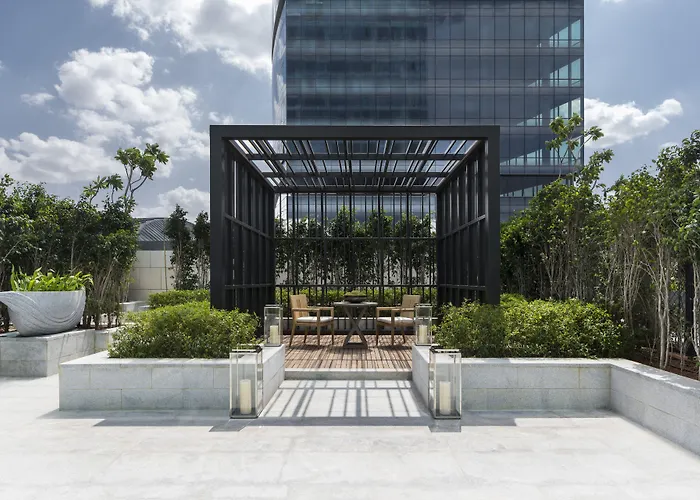 Four Seasons Hotel Bengaluru At Embassy One