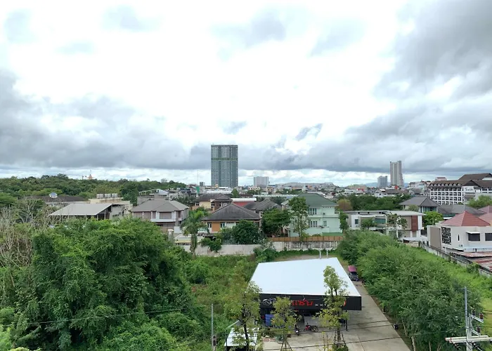 Clover Hotel Hatyai