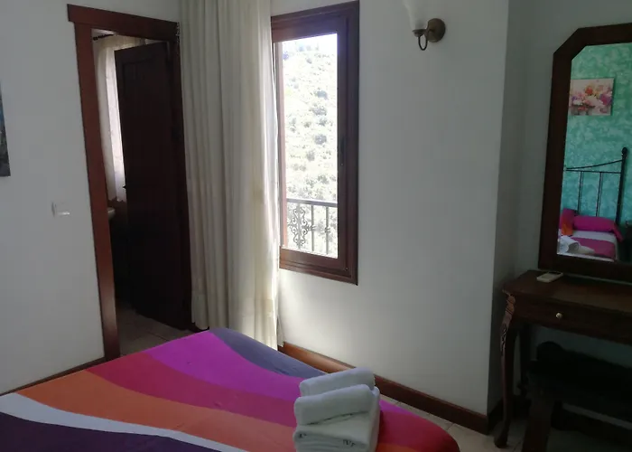 Hotel Al-Andalus