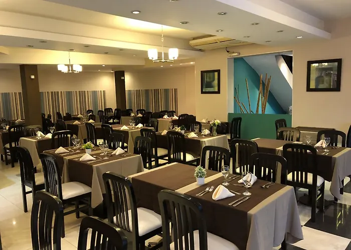 Howard Johnson By Wyndham San Pedro
