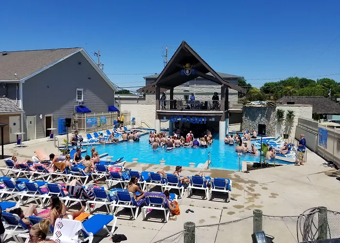 Grand Islander Hotel Put-in-Bay