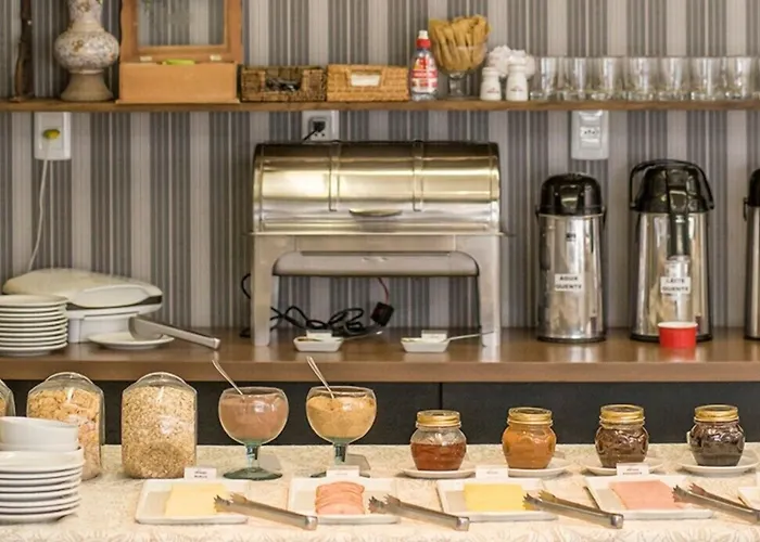 Almasty Hotel - PRÓXIMO A ARENA CONDÁ E CENTRO DE EVENTOS