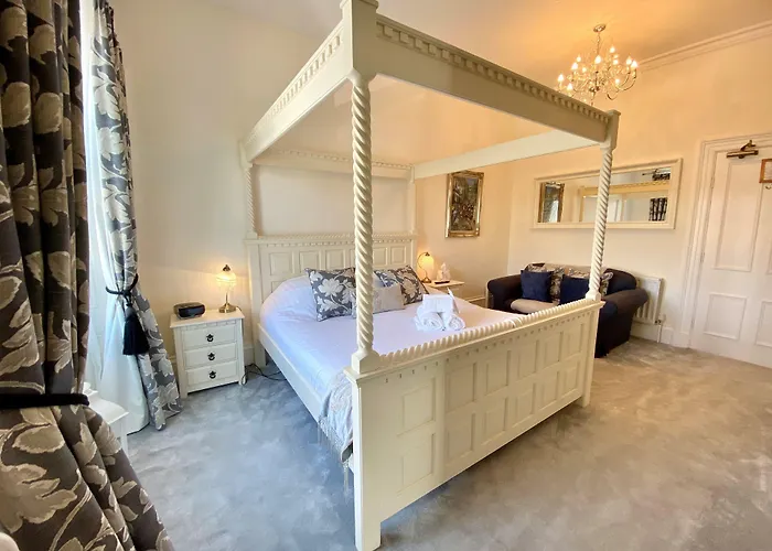 Ashmount Country House