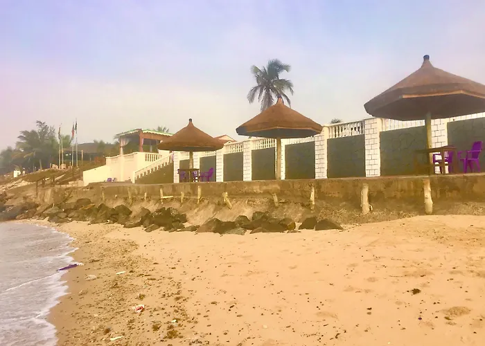 Coconut Pointe Villa&Beach Resort