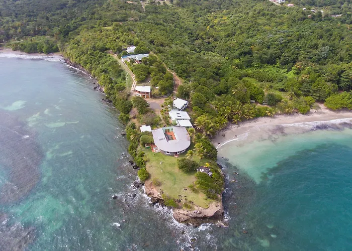 Two Bays Beach Villa, Apartment, And Studios