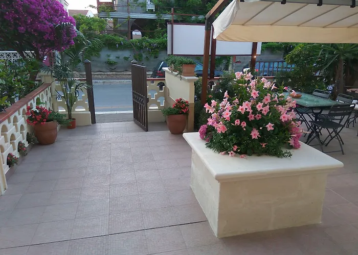 Bed and Breakfast Le Camelie Marina di Ginosa