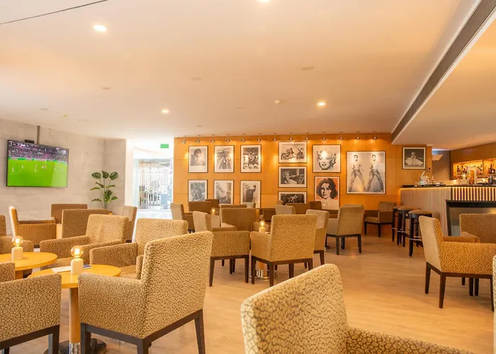 VIP Executive Azores Hotel