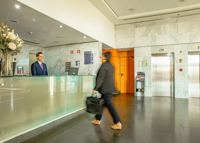 Vip Executive Santa Iria Hotel