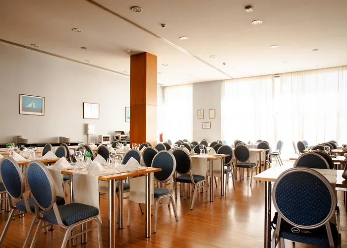 Vip Executive Santa Iria Hotel