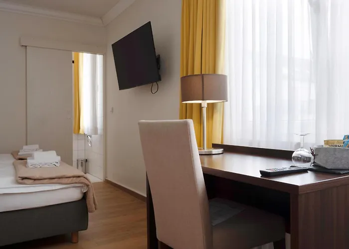 Hotel Mercedes - Self Check-In