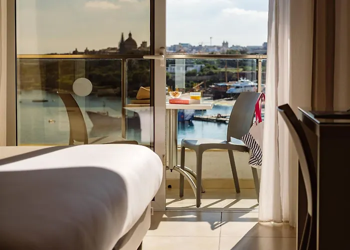 115 The Strand Hotel By Neu Collective