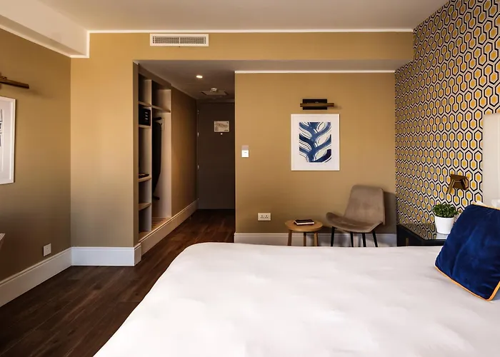 115 The Strand Hotel By Neu Collective
