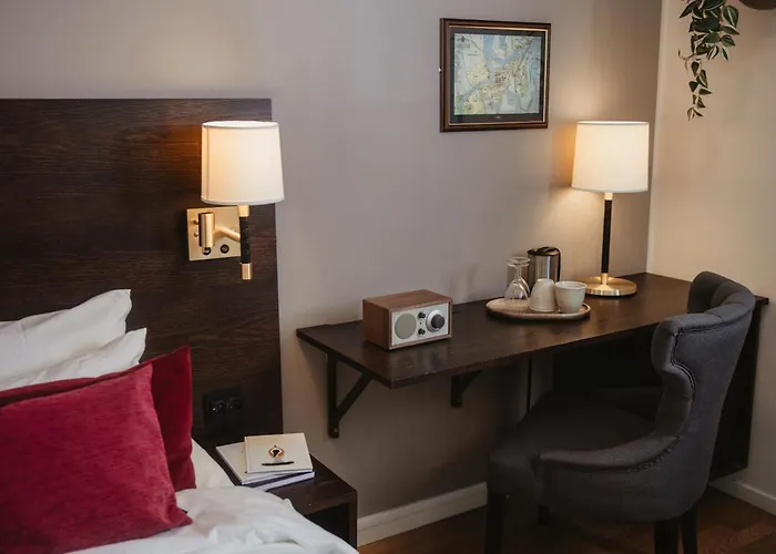 Home Hotel Drott