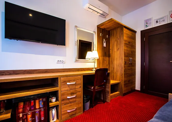 Garni Hotel Royal Crown