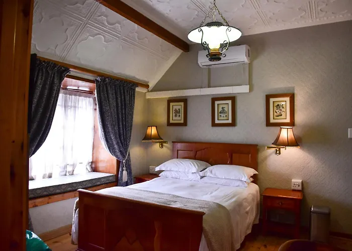 Hobbit Boutique Hotel