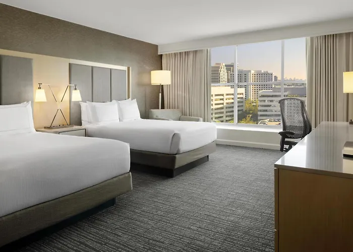 Hilton Los Angeles North-Glendale & Executive Meeting Center