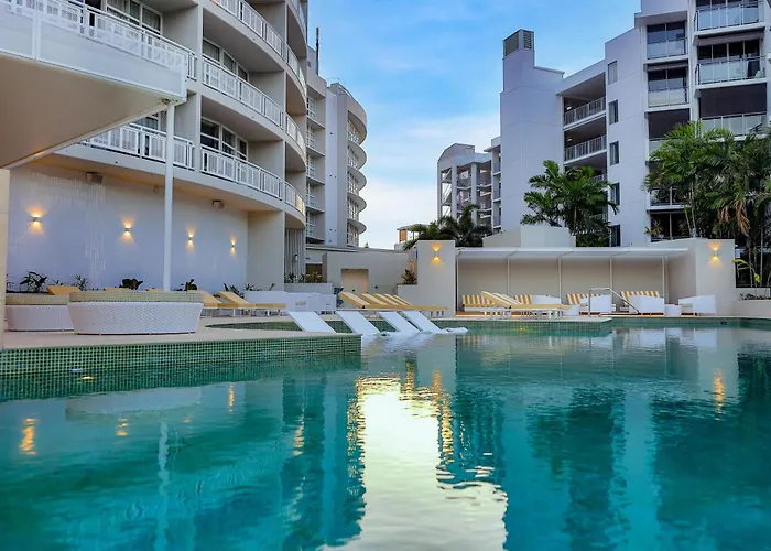 Doubletree By Hilton Cairns