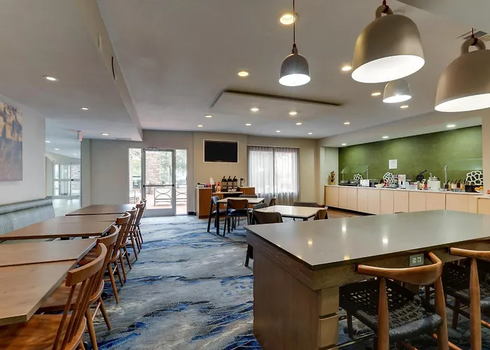 Best Western Plus Las Colinas Inn & Suites